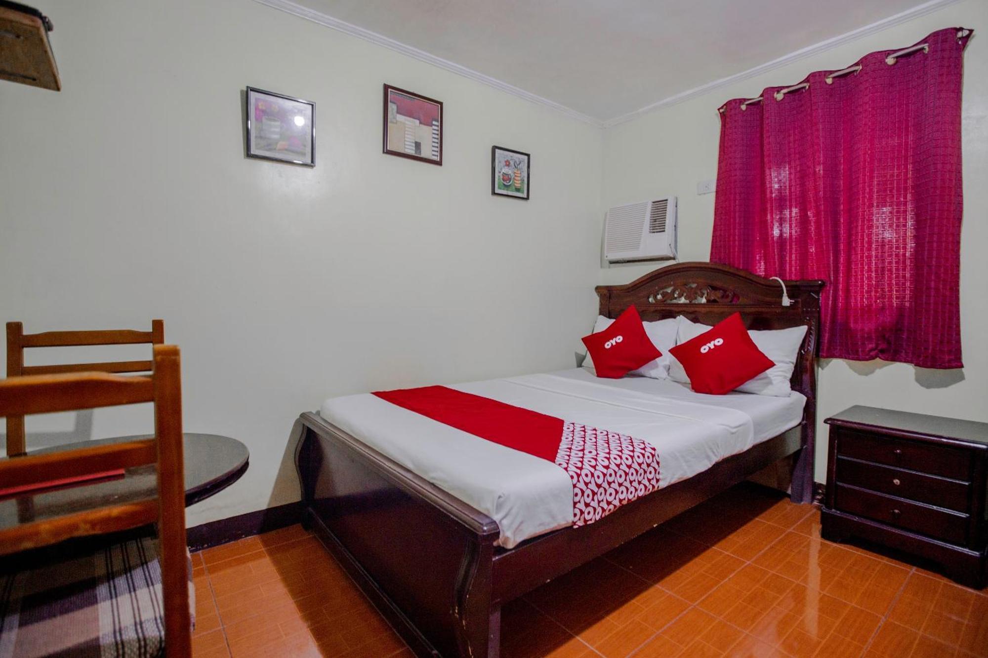 Oyo 741 Sierra Travellers Inn Tagaytay City Exteriör bild